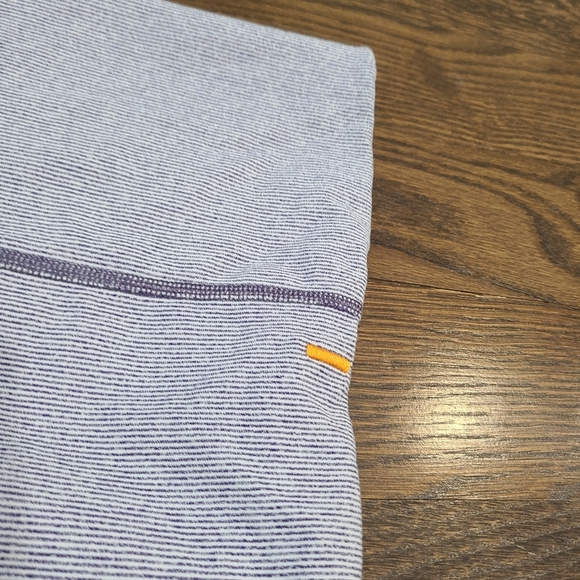 Lucy Elegant Lavender Scarf Sz.19×29 In. - Picture 4 of 7